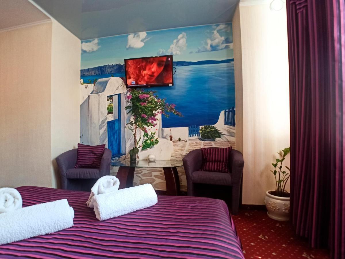 Apartments Deluxe Ivano Frankivsk Bagian luar foto