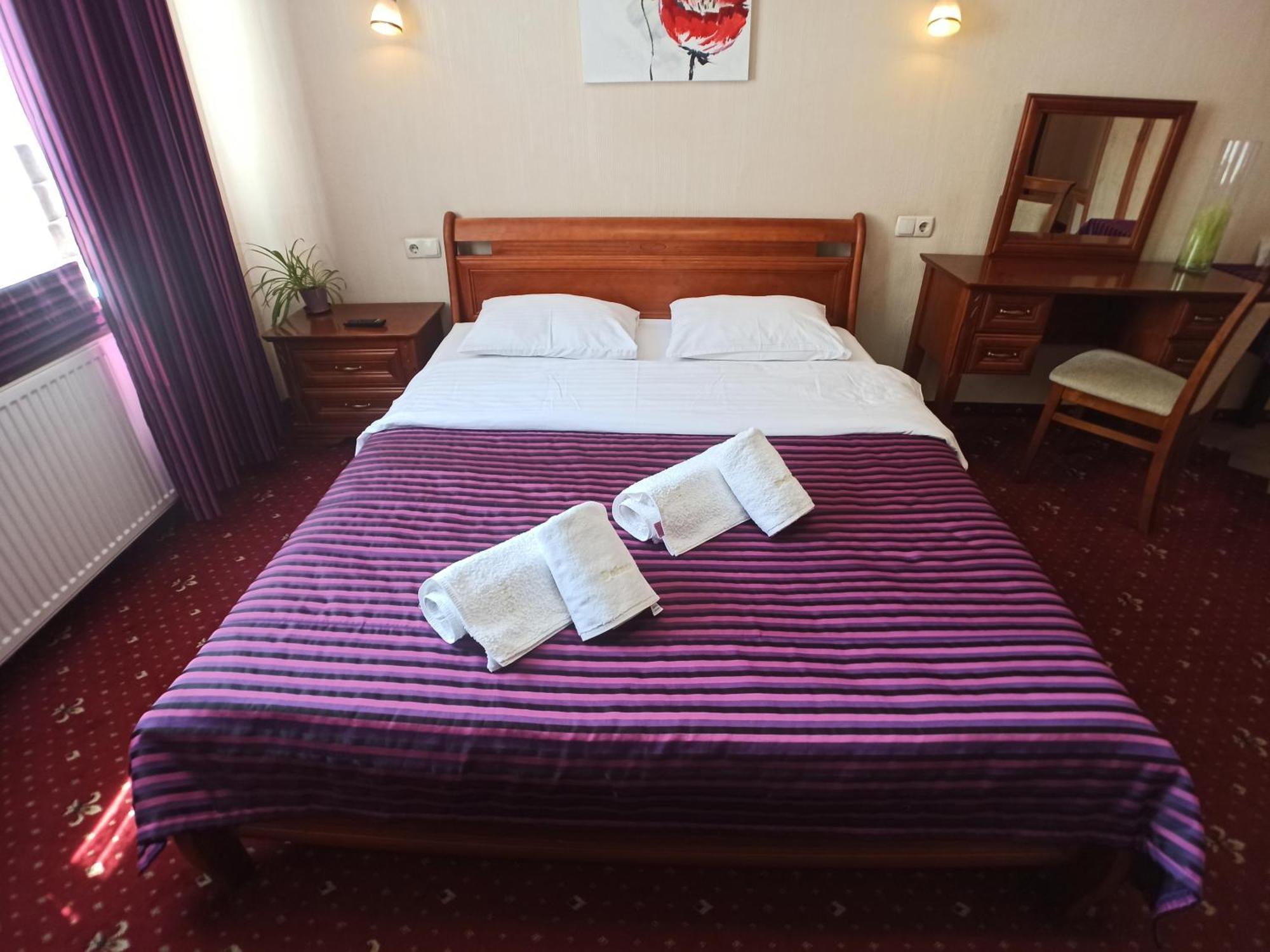 Apartments Deluxe Ivano Frankivsk Ruang foto