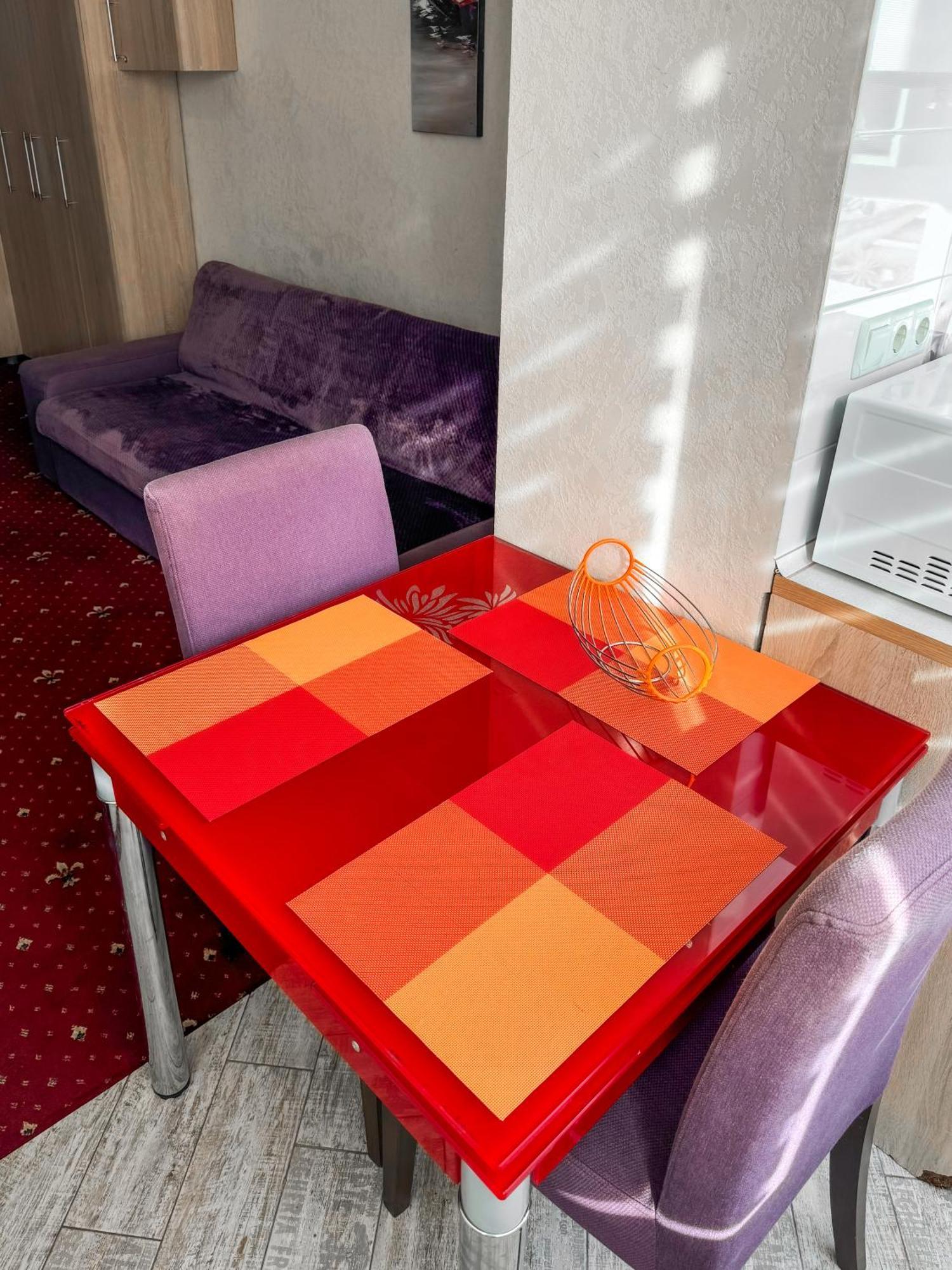 Apartments Deluxe Ivano Frankivsk Bagian luar foto