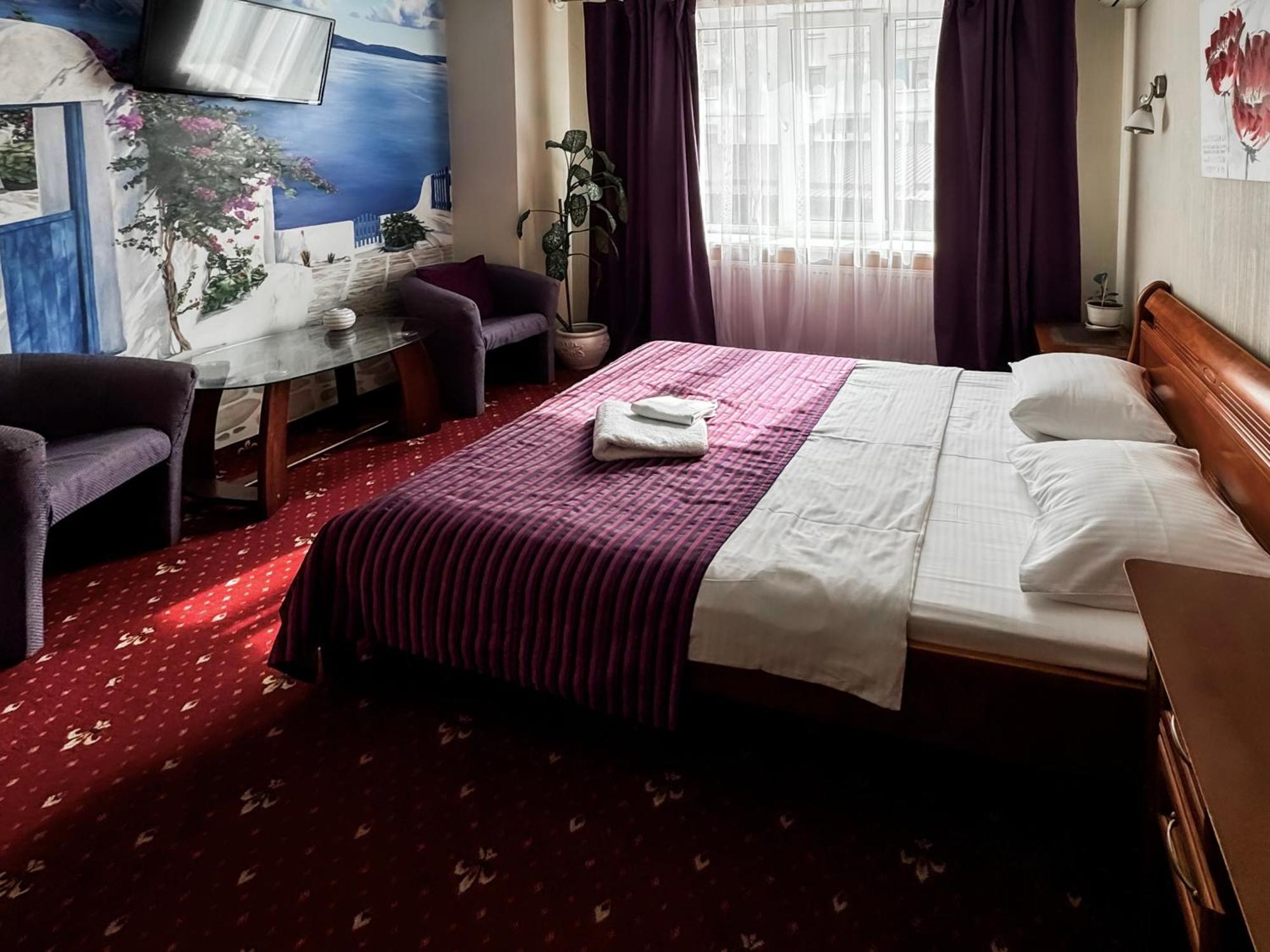 Apartments Deluxe Ivano Frankivsk Bagian luar foto