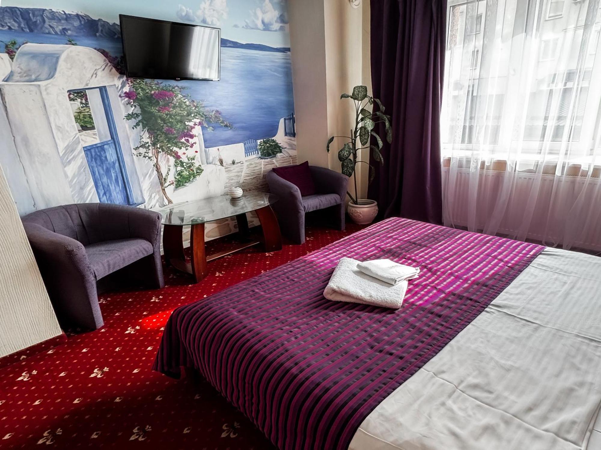 Apartments Deluxe Ivano Frankivsk Bagian luar foto